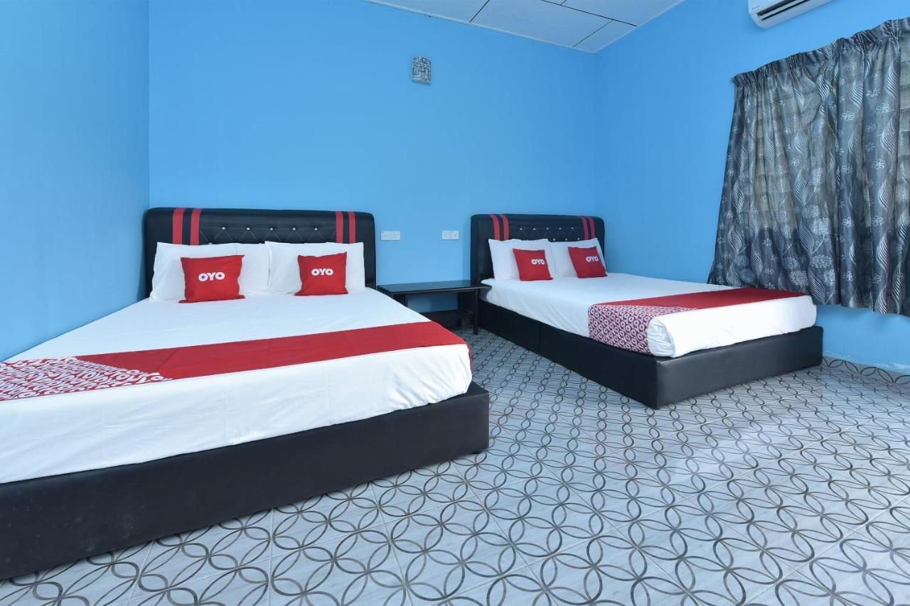OYO 90618 D'tahan Motel Taman Negara Kuala Tahan Bagian luar foto