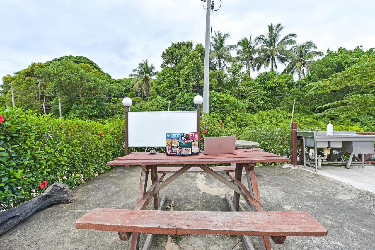 OYO 90618 D'tahan Motel Taman Negara Kuala Tahan Bagian luar foto