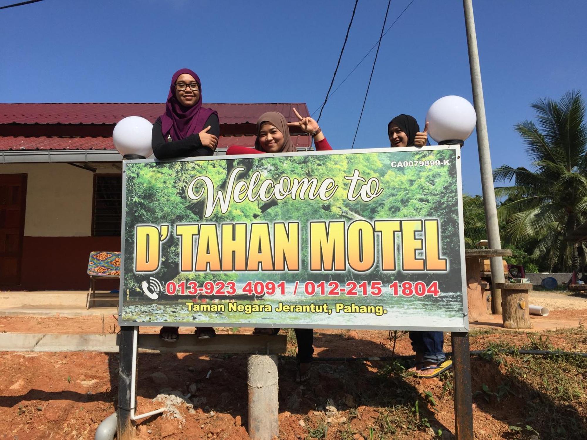 OYO 90618 D'tahan Motel Taman Negara Kuala Tahan Bagian luar foto
